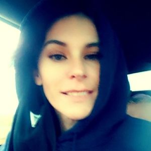 Meet your Posher, Liz